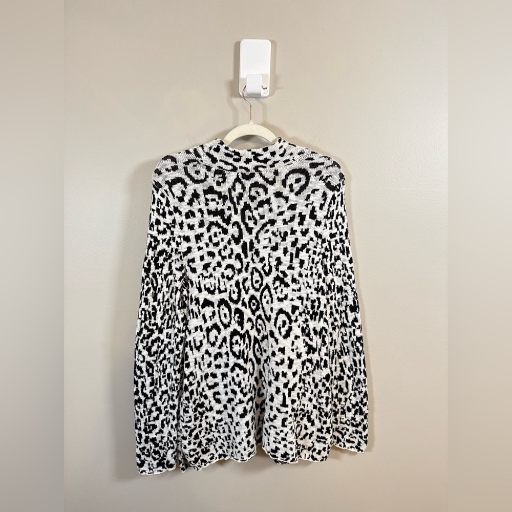 Chico's • Mock Neck Leopard Knit Tunic Sweater‎ Top Sz Lg Cozy Cotton - Picture 7 of 10